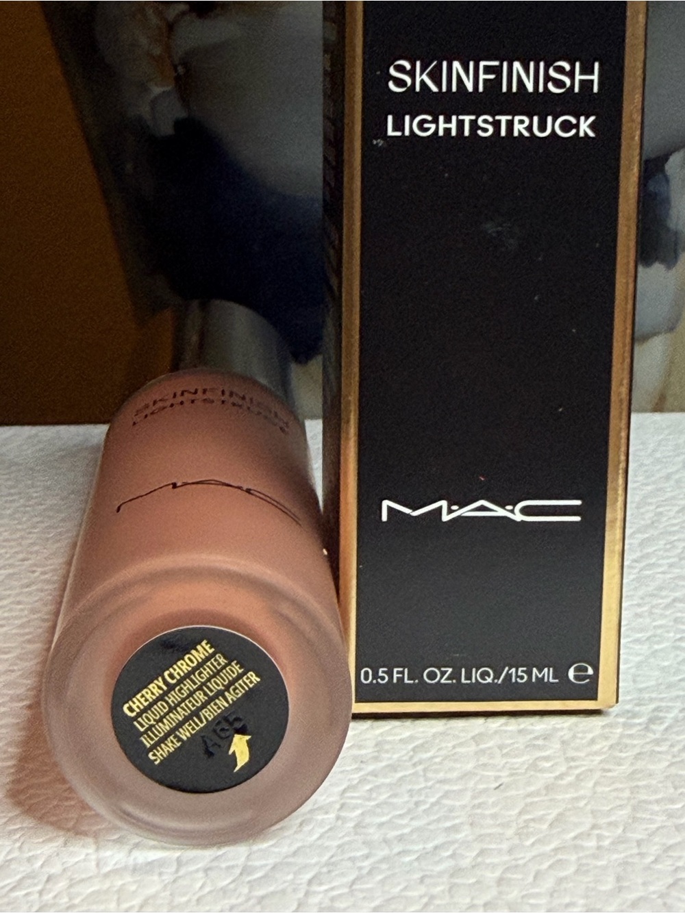 MAC Cosmetics Skinfinish Lightstruck Liquid Highlighter - Cherry Chrome NWB - Picture 3 of 5